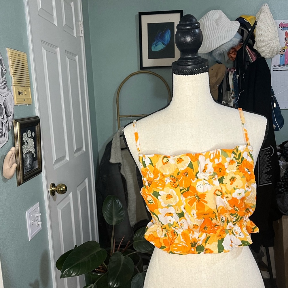 Boho floral ruffle orange tank top 🌻🌻